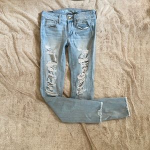 Very stretchy! American Eagle ripped skinny jeans